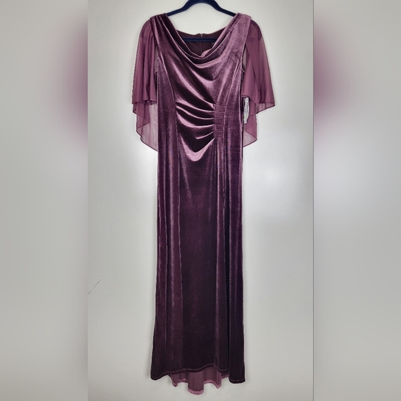 NWT R&M Richards Petite Chiffon-Cape Cowlneck Velvet Gown in Wine Size 4P - Picture 4 of 15